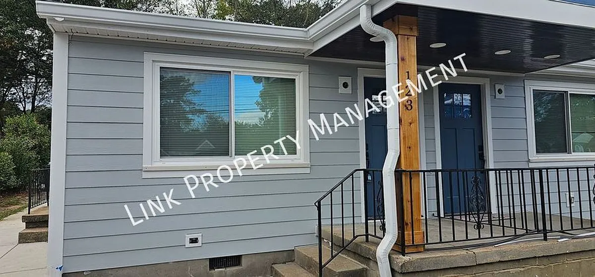 Photo 2 of 14 - 123 Sequoia Dr - Chattanooga, TN Building Photo - 123 Sequoia Dr