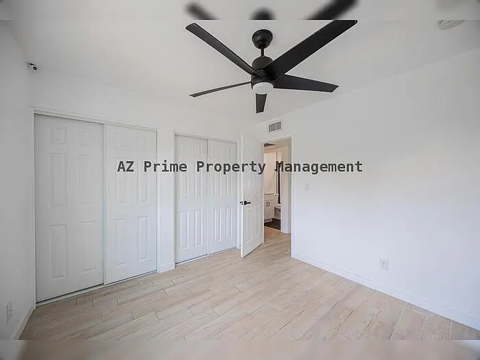 2519 W Vineyard Rd — Photo 18