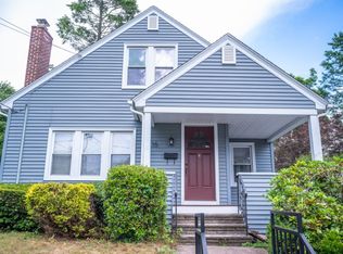 35 Harkness Ave, Springfield, MA 01118