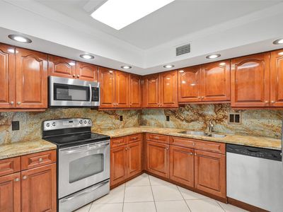 2806 N 46th Avenue #D535, Hollywood, FL, 33021