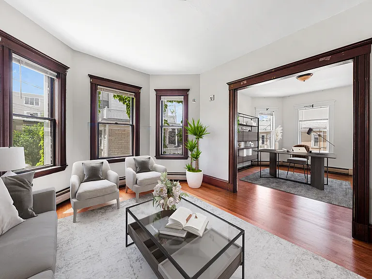 5 Douglas Ave #1 — Photo 6