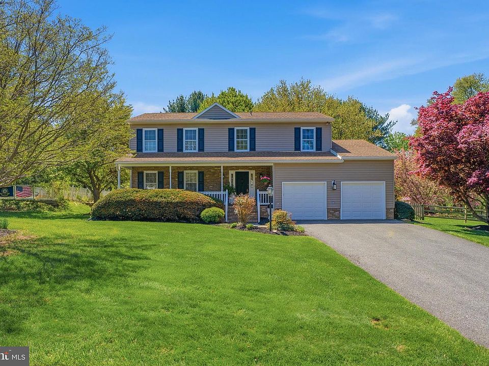 1st image of 2329 Northcliff Dr