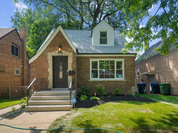 9638 S Francisco Ave, Evergreen Park, IL 60805
