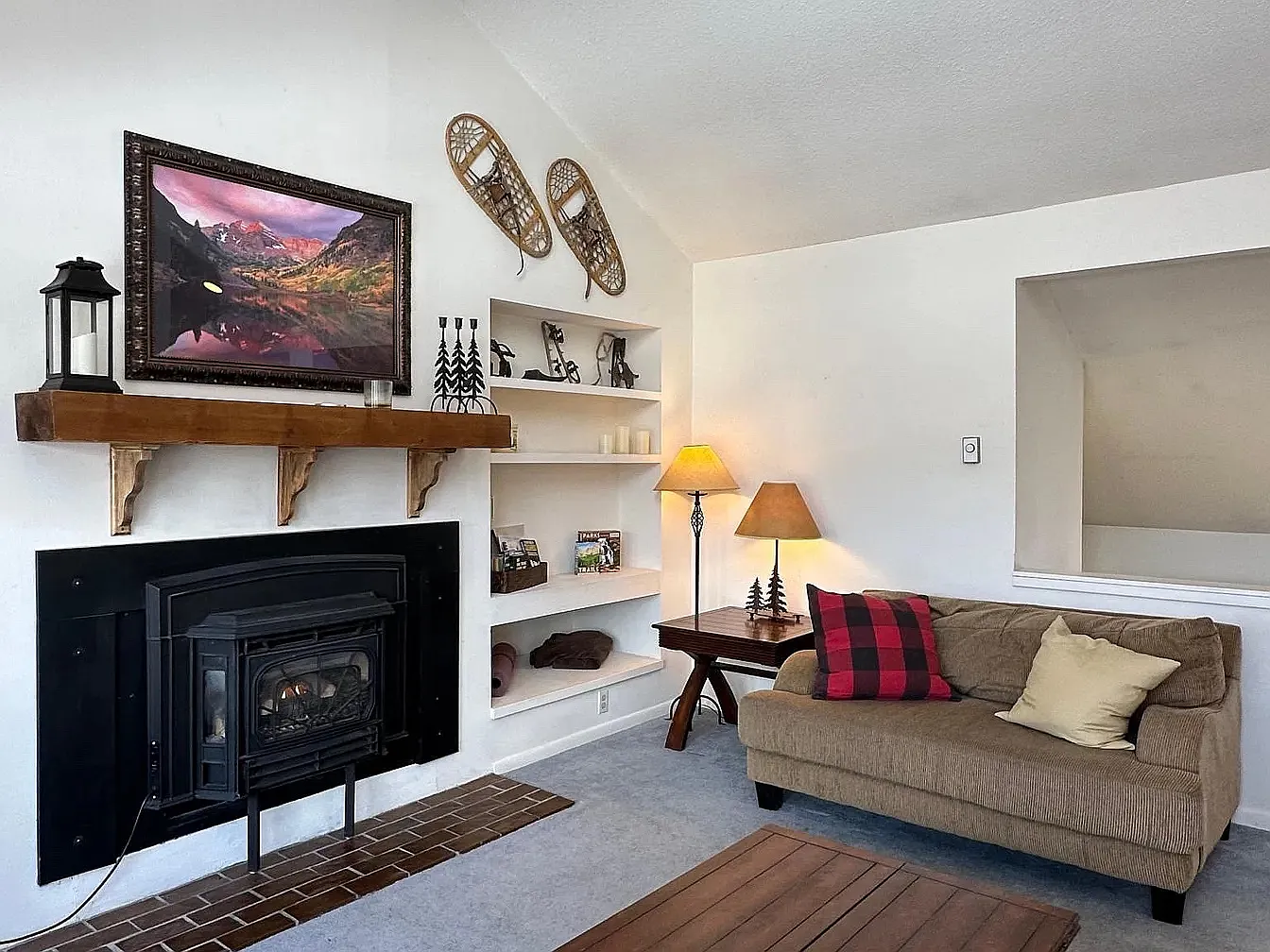 2 bed, 1460 sqft, $1,635 — Photo 2