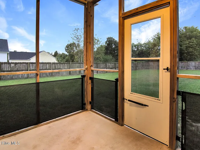 102 Conley Hills Dr — Photo 19