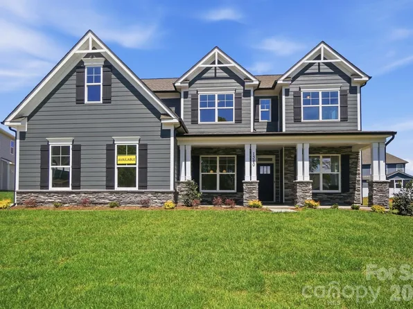 1320 Knob Creek Dr, Gastonia, NC 28054