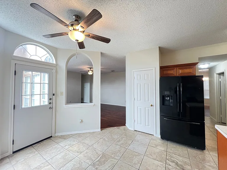 723 Sumner Dr — Photo 27