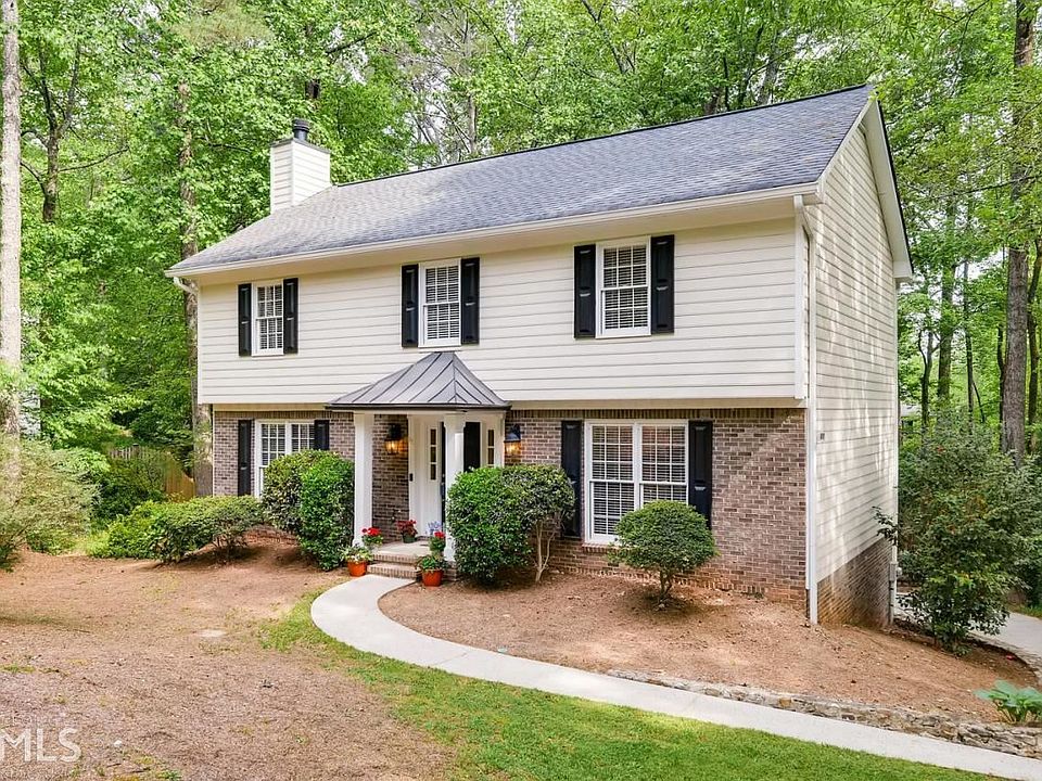 2nd image of 4575 Gilhams Rd NE