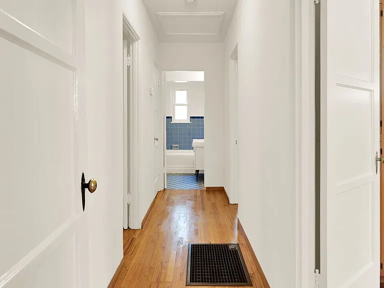 624 15th St — Photo 23