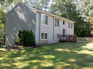 405 Boston Neck Rd, North Kingstown, RI 02852