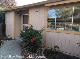 2076 Blue Bell Dr, Santa Rosa, CA 95404