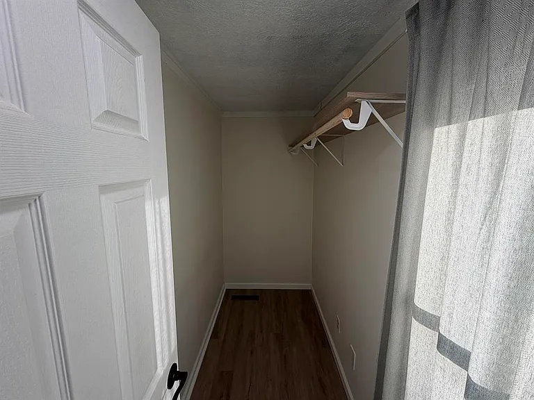 313 Nebraska St — Photo 9