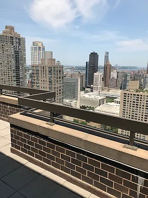 Rented by Sigal Kedmi, LREB | media 4