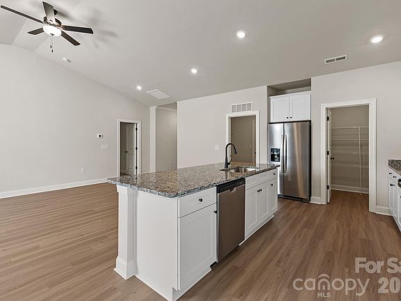 7th image of this home