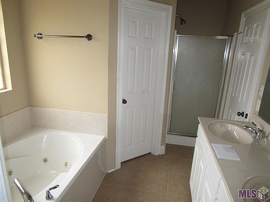 5th image of 43089 Sycamore Bend Ave