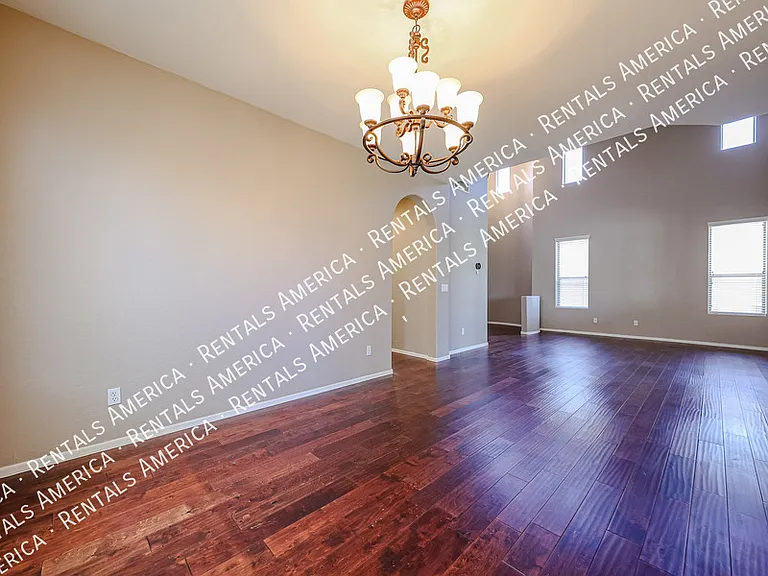 16869 S 30th Ave — Photo 11