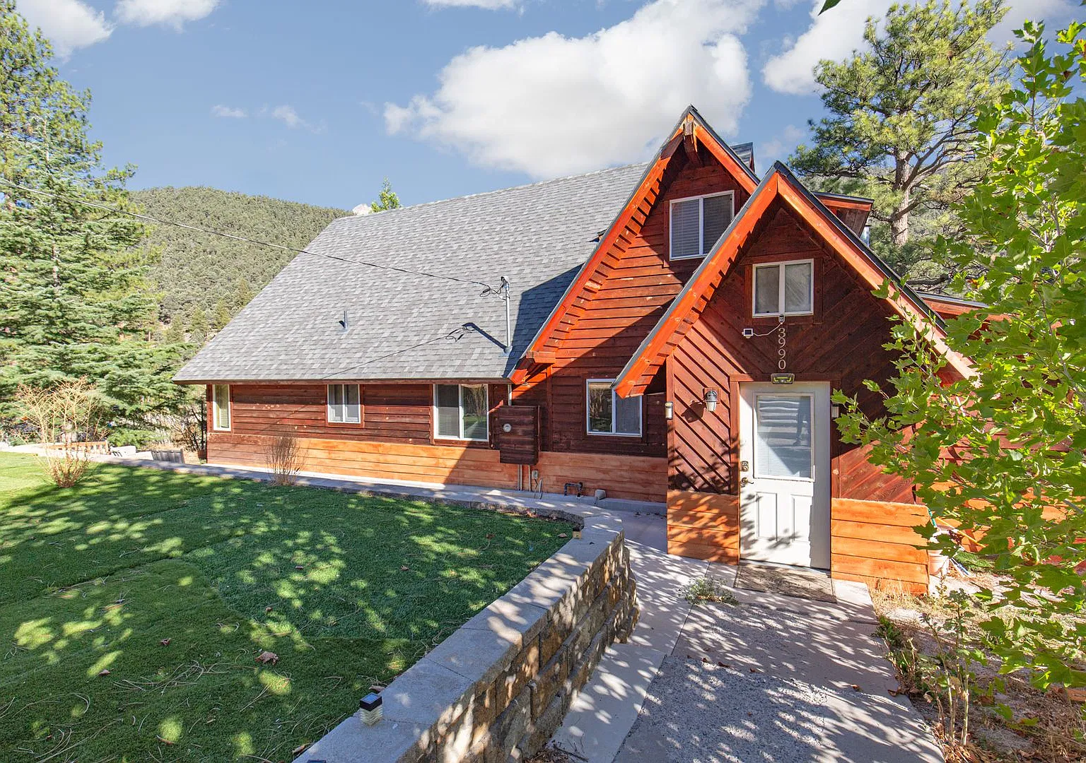 Mt Charleston Home With Fantastic Views — Photo 1