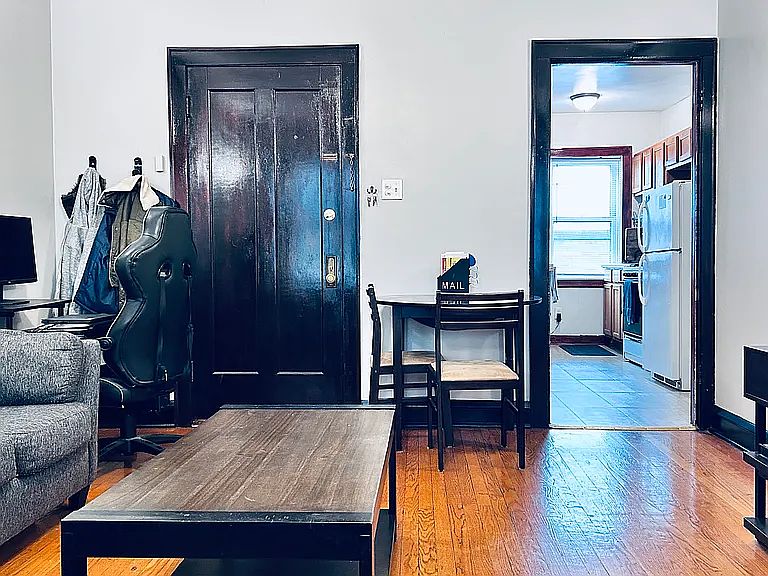 1st image of 4645 N Elston Ave #2W