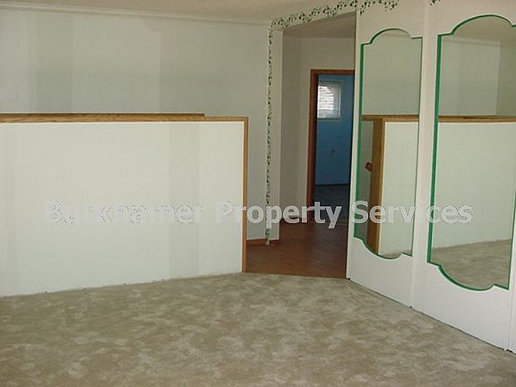 2nd image of 3031 Aberdeen Ave