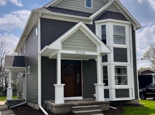 23720 Glenwood St, Clinton Township, MI 48035