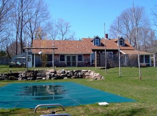 4 Burns Rd, Shelter Island, NY 11964