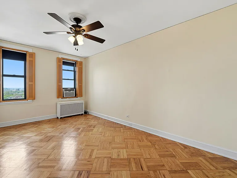 2000 N Lincoln Park W #1614 — Photo 17