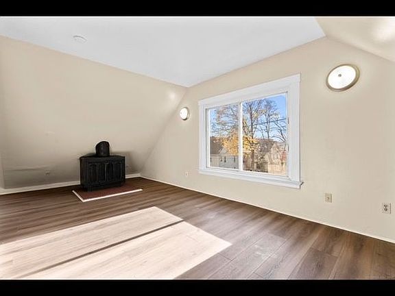 3rd image of 55 Irving St #3