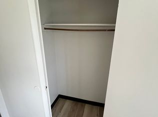 The Wildwood Apartments-24 17731 Lakeshore Boulevard, Cleveland, OH 44119