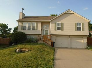 11020 Rowland Ct, Kansas City, KS 66109