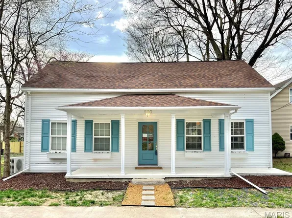 530 N Duncan St, Marine, IL 62061
