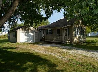 228 School St, Luckey, OH 43443