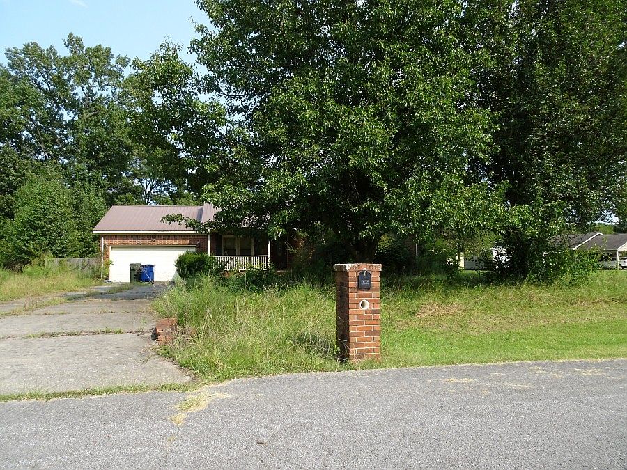 1st image of 109 Marberry Ln