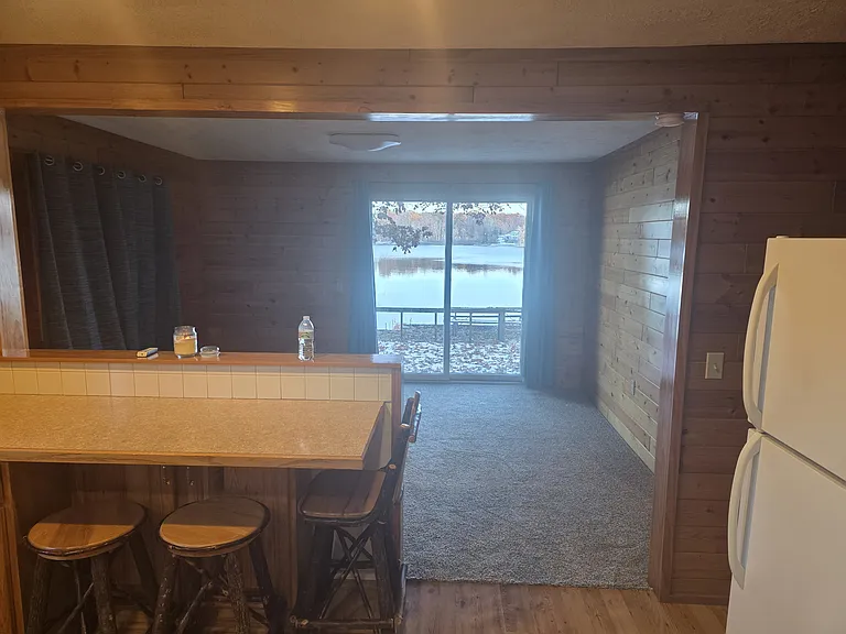 3651 Holiday Dr — Photo 4