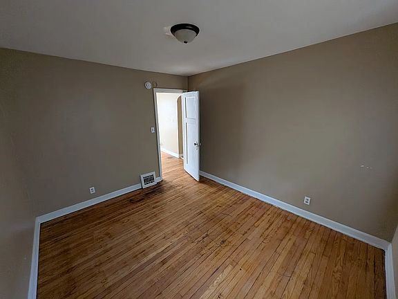 5th image of 2745 N 18th St