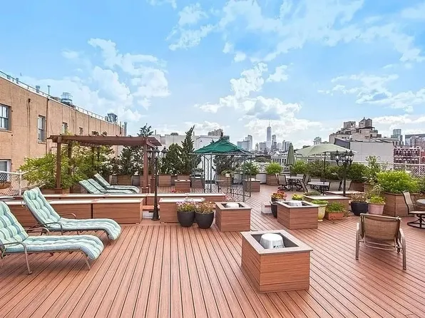 400 East 14th Street image 9 of 13