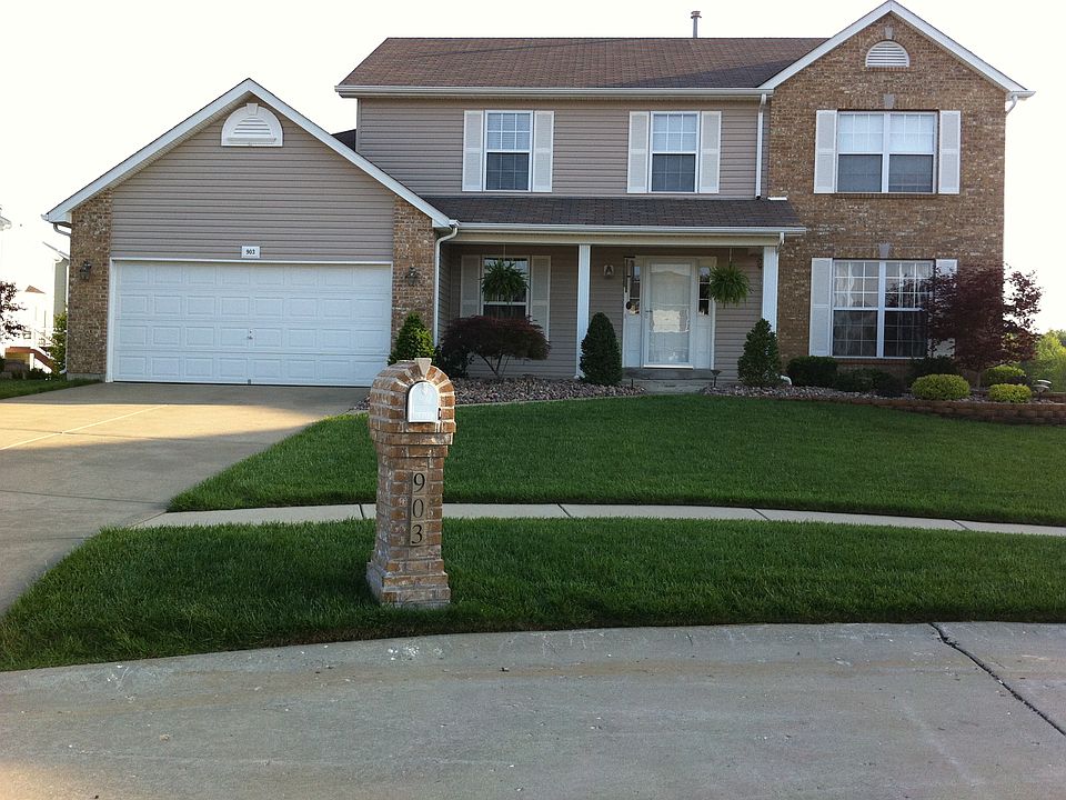 903 Valley Oaks Ct.