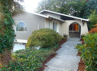 3807 NE 151st St, Lake Forest Park, WA