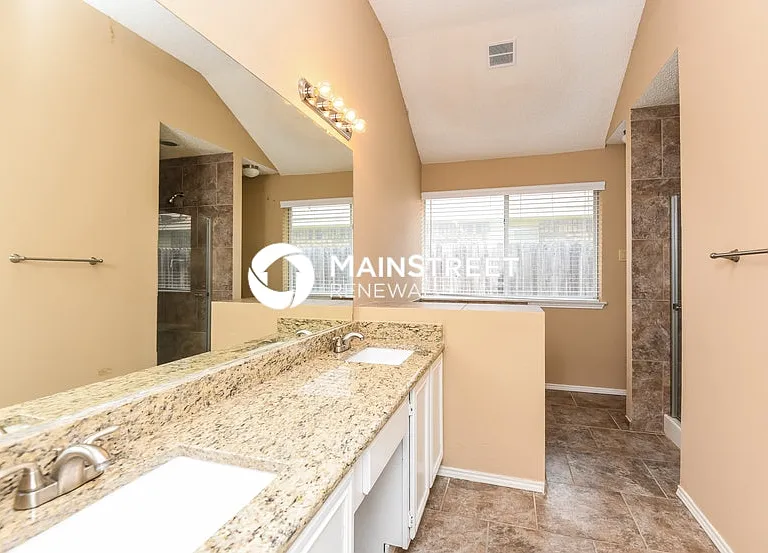 2951 Seguin Trl — Photo 15