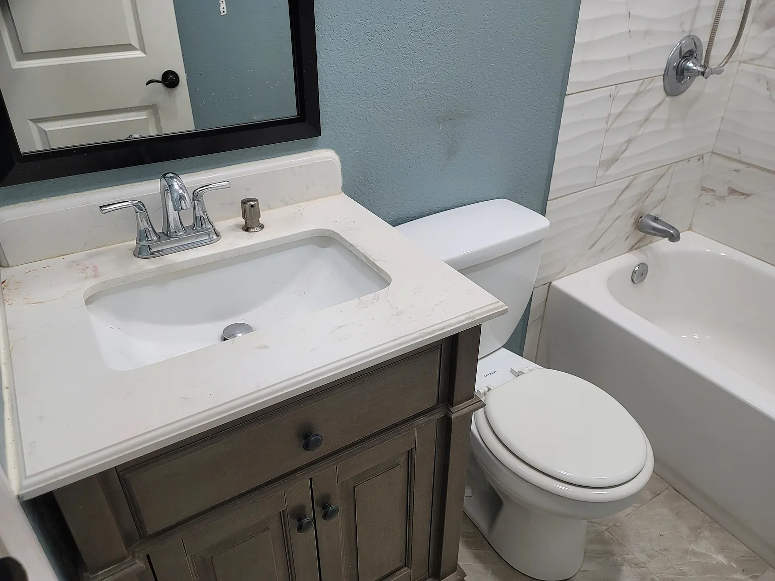 3 bed, 1160 sqft, $1,800 — Photo 4