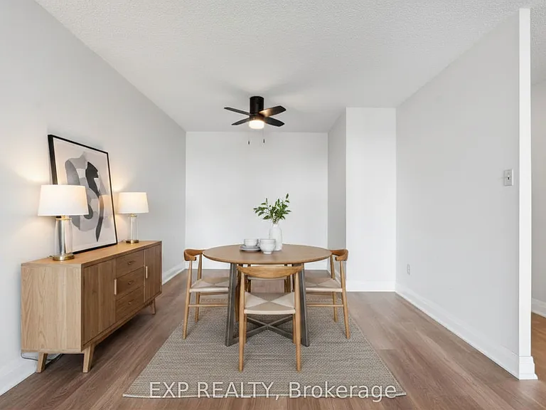 975 Warwick Ct #1005 — Photo 8