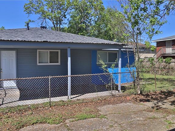 3rd image of 4601-03 Lynhuber Dr