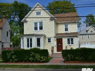 8 Stewart Ave, Hempstead, NY 11550