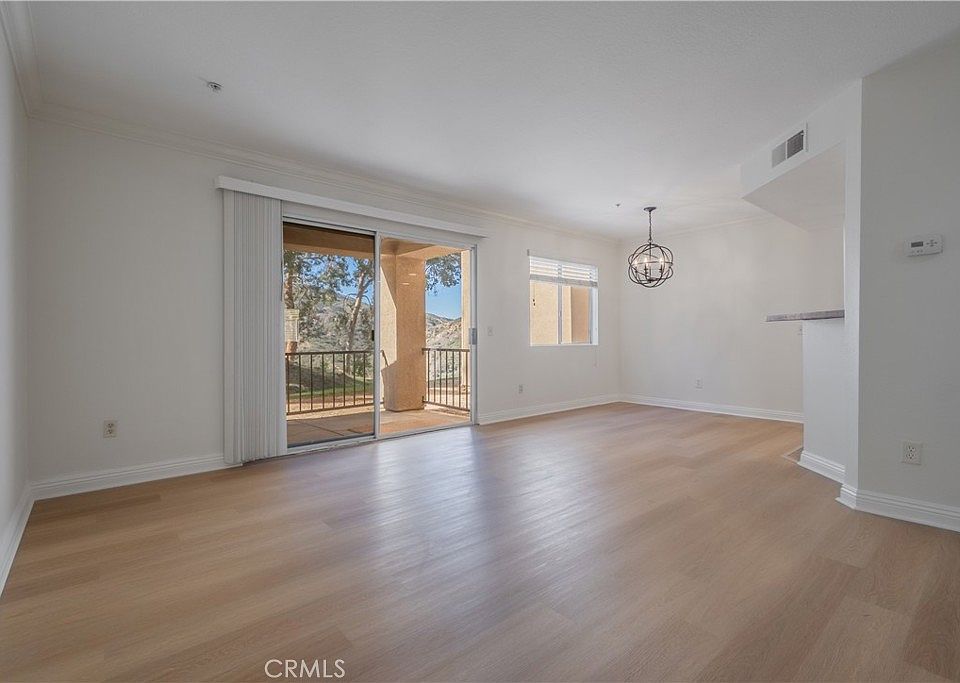 1st image of 2572 Avenida Del Vis #M102