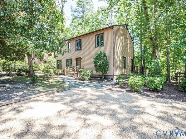 2305 Wistar Ct, Henrico, VA 23294