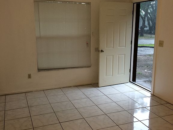 4th image of 8723 N Mandarine Pl #A