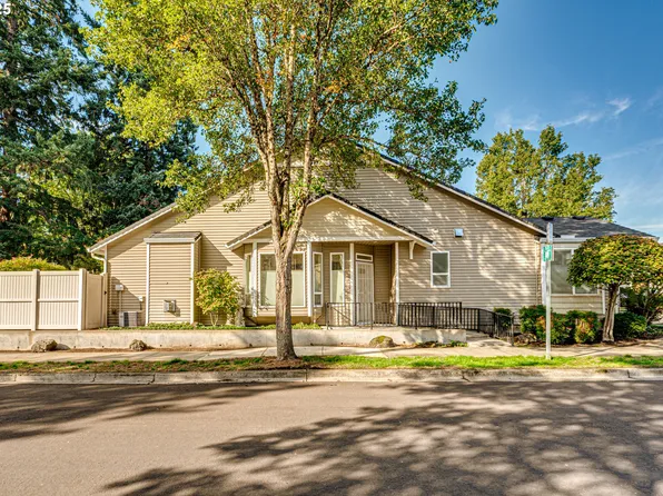 8021 NE 22nd St, Vancouver, WA 98664