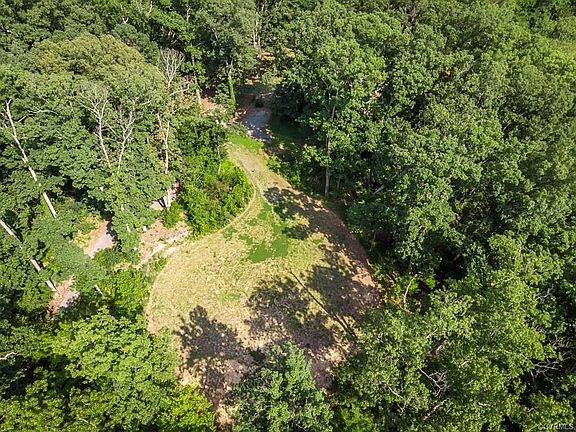 2nd image of 1454 Battery Hill Dr