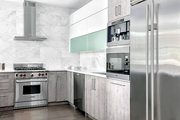 Sold by Compass | media 8