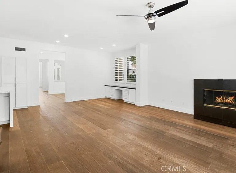 19 Garnet — Photo 10