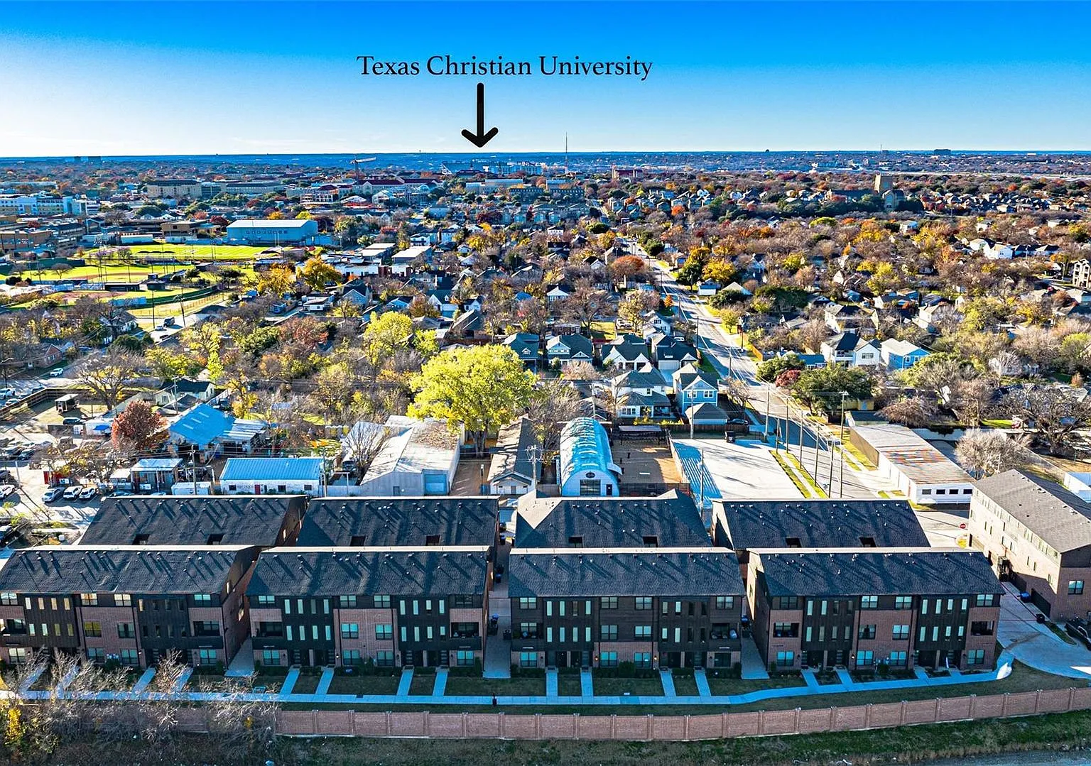 2830 Addison Park Lane-Townhome Near TCU — Photo 2
